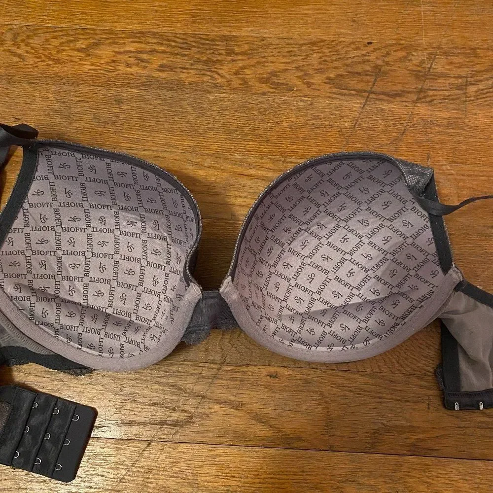 Victorias Secret Womens Full Coverage Bra Lace overlay cup Size 34DD